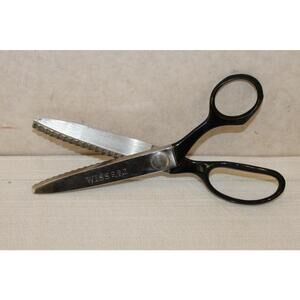 Vintage Wiss CB7 Pinking Shears